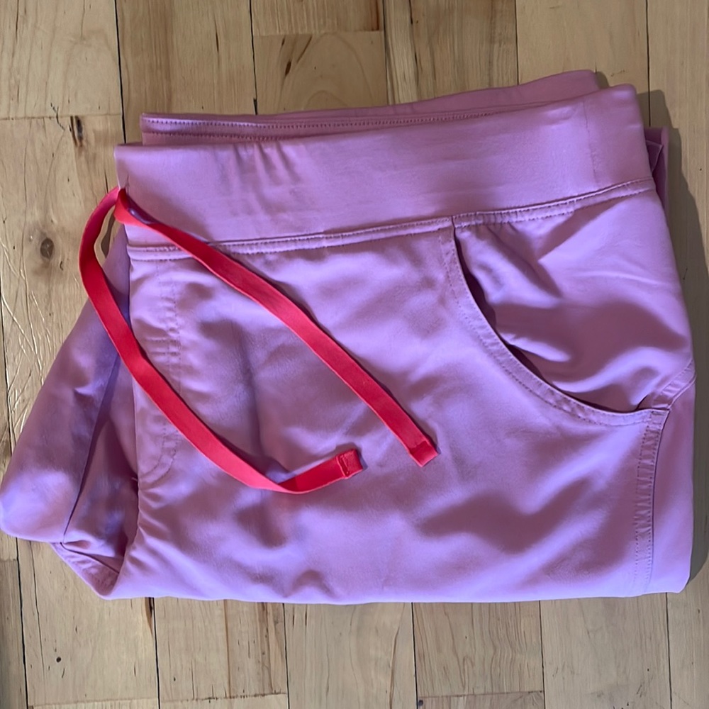 Figs Cade Kargo Scrub Bottoms in Chalk Pink